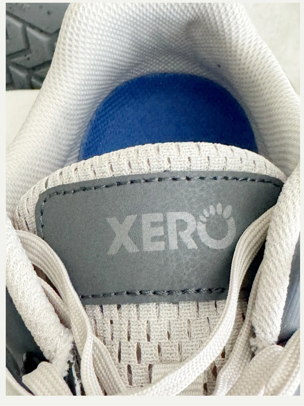 Xero The HFS Original Road Runner - Men Size 10 Light Gray / Blue Iolite
